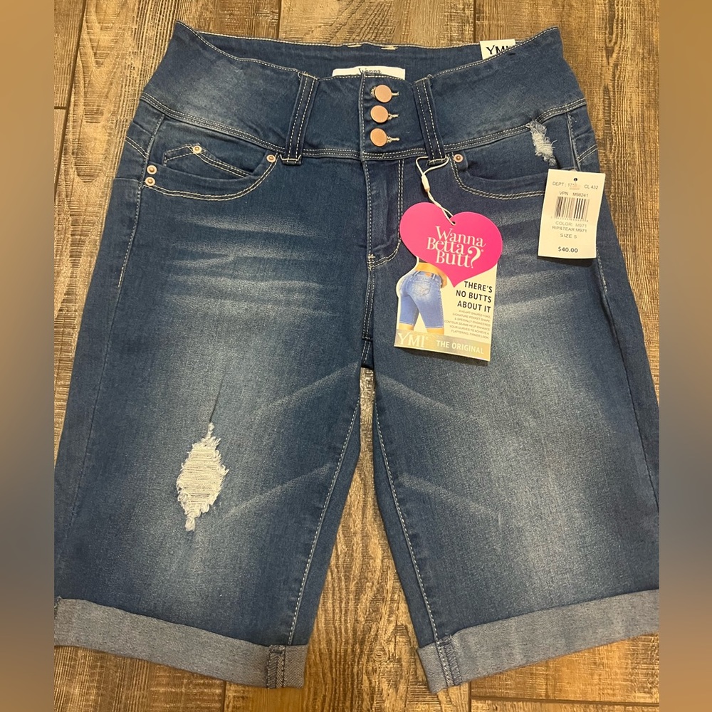 Women’s shorts